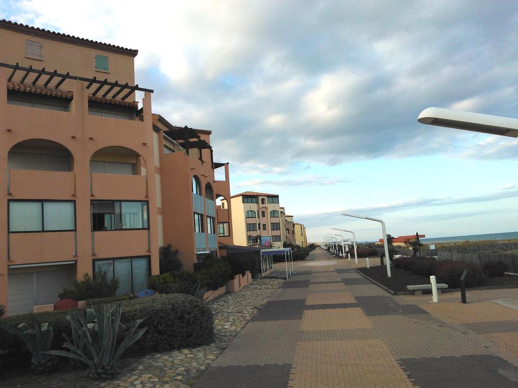 Barcaresa-Agreable Appartement Vue Mer Panoramique Ле Баркарес Экстерьер фото
